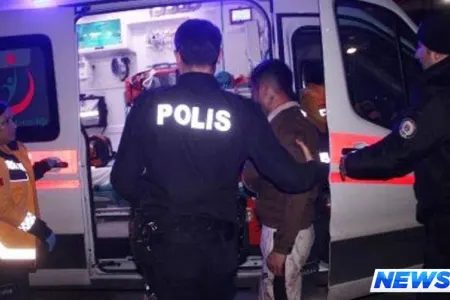 İntim münasibət zamanı adam bıçaqlayan "trans" jurnalisti görüb sinəsini açdı - FOTO