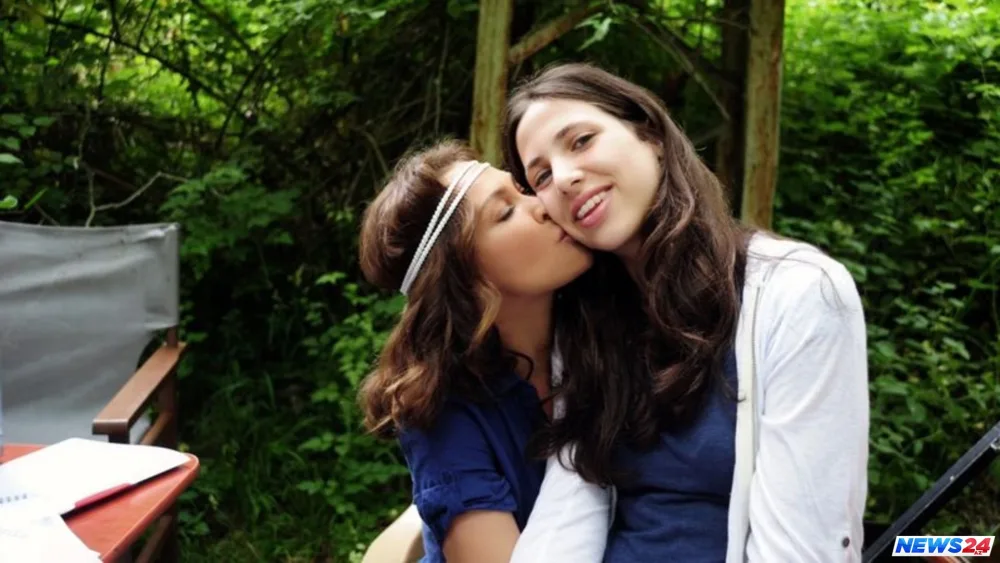 Hülya Avşardan keçmiş ərinə iltifat - FOTO