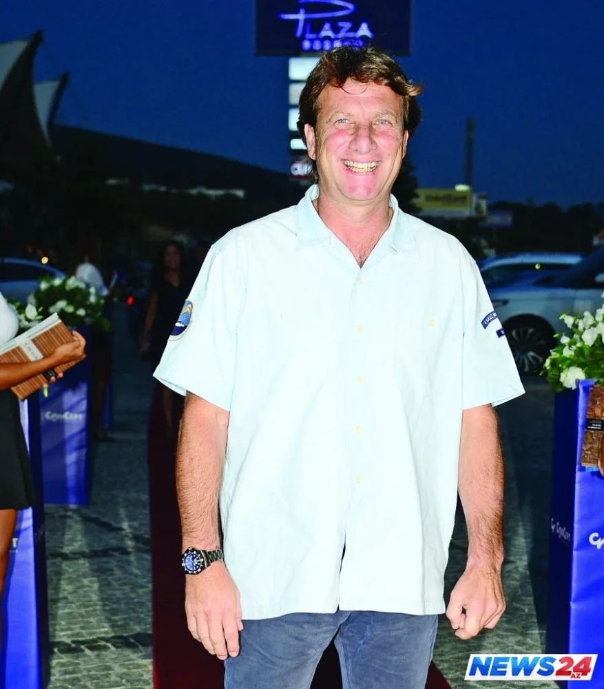 Hülya Avşardan keçmiş ərinə iltifat - FOTO