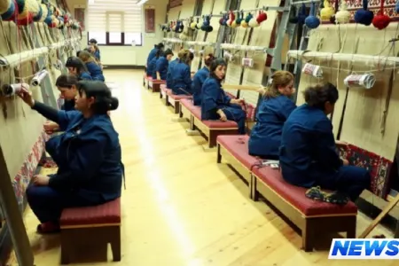 “Azərxalça”nın Tovuz filialında iki yüzədək xalça toxunub