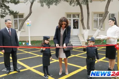 Birinci vitse-prezident Mehriban Əliyeva Bakının Xətai rayonunda yeni inşa olunmuş 6 saylı uşaq bağçasının açılışında - FOTOLAR