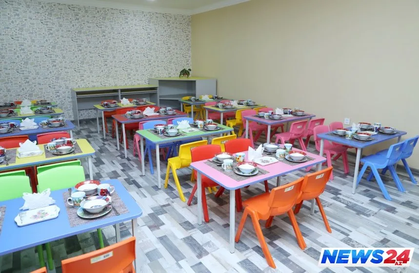 Birinci vitse-prezident Mehriban Əliyeva Bakının Xətai rayonunda yeni inşa olunmuş 6 saylı uşaq bağçasının açılışında - FOTOLAR