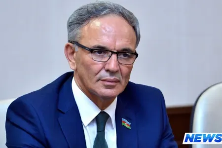 Əflatun Amaşov: “Bir qəzeti 1000 nəfər, 2000 nəfər oxumursa, bu qəzet onda kim üçün çap olunur?”