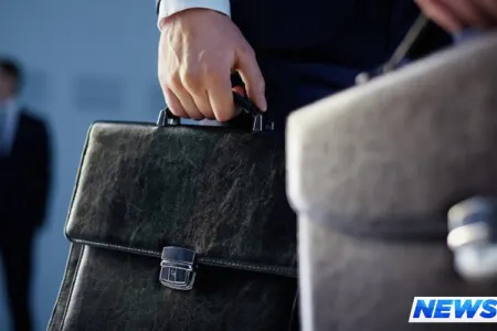 Gənc yaşında milyardlar qazanan azərbaycanlılar – Böyük uğurlara gedən yol...