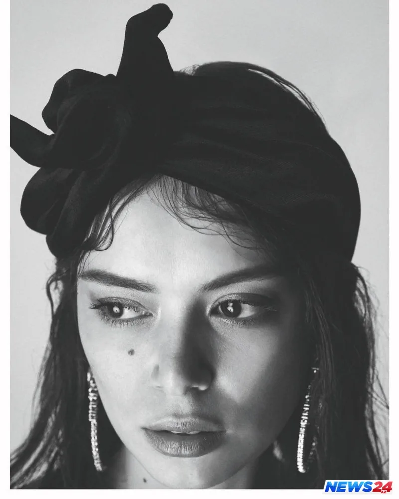 Aktrisanın atası dünyasını dəyişdi - FOTO