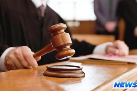 27 yaşlı oğlan onu dünyaya gətirdikləri üçün valideynlərini məhkəməyə verdi - FOTO