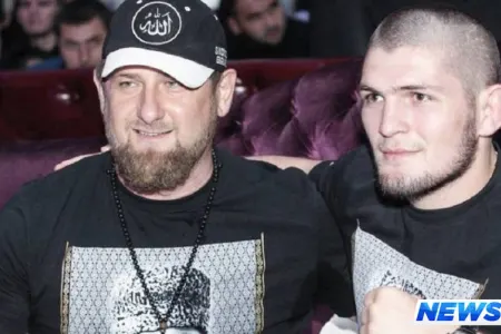 Kadırov Həbibin atasına bahalı maşın bağışladı - FOTO