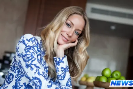 Zəngin qız obrazlarından bezən məşhur aktrisa... - FOTO