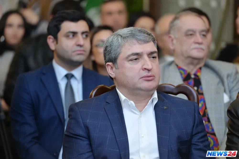 “Azərbaycan mətbəxində dolmalar. 381 çeşid” kitabı təqdim olundu - FOTOLAR