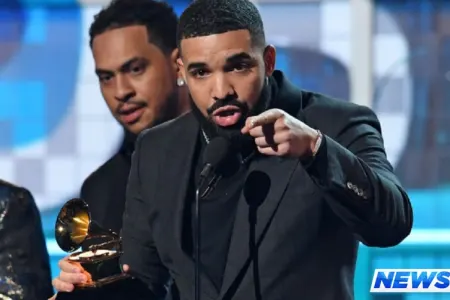 Məşhur reper səhnədə "Grammy"ni tənqid etdi, mikrofonu söndürüldü və ...