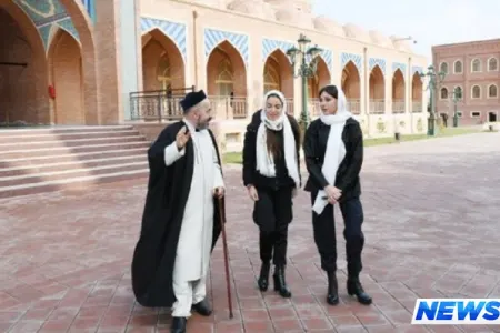 Mehriban Əliyeva Gəncədə “İmamzadə” dini kompleksini ziyarət edib