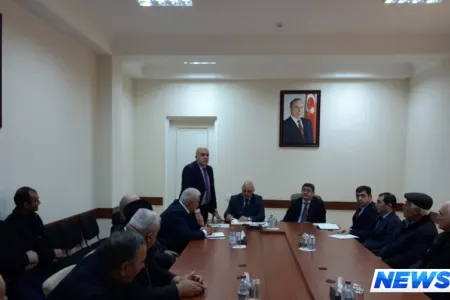 Mütəxəssislər Nohur balıqçılığı təsərrüfatlarının sahibləri ilə görüşüb