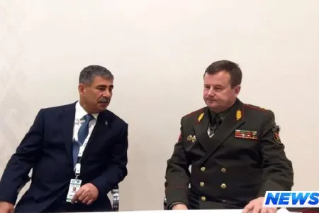 Azərbaycan və Belarus Müdafiə nazirləri görüşüb - FOTO