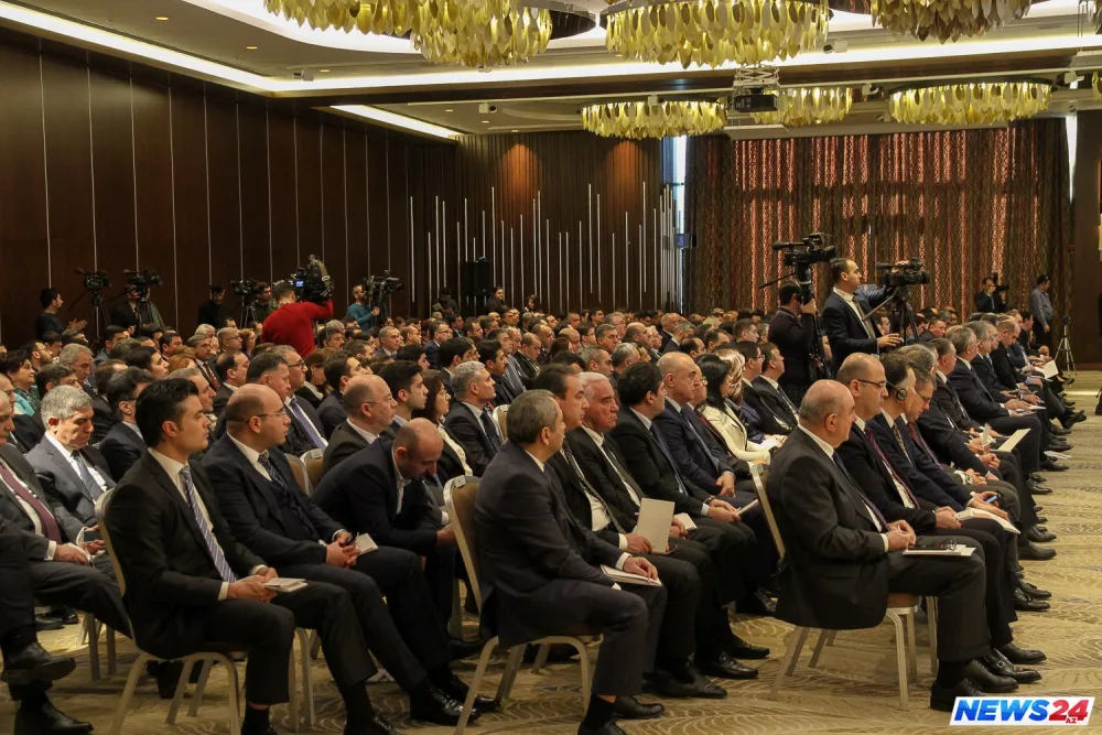 "Vergilər, Şəffaflıq, İnkişaf" mövzusunda forum keçirilib - FOTOLAR