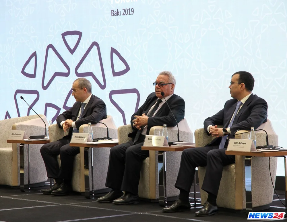 "Vergilər, Şəffaflıq, İnkişaf" mövzusunda forum keçirilib - FOTOLAR