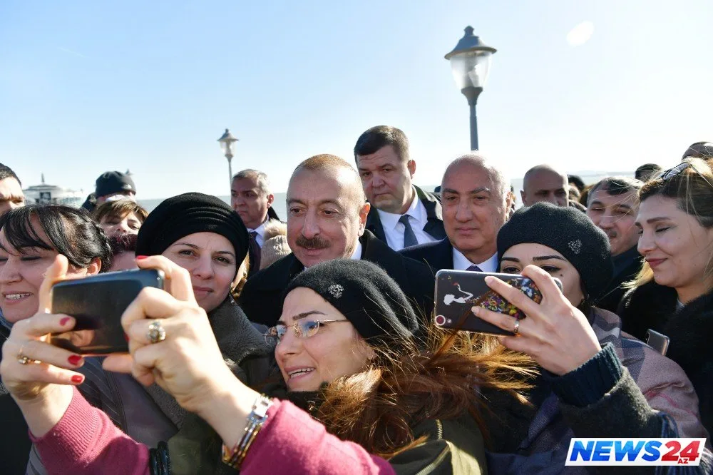 İlham Əliyev Sumqayıt sakinləri ilə görüşüb - FOTOLAR