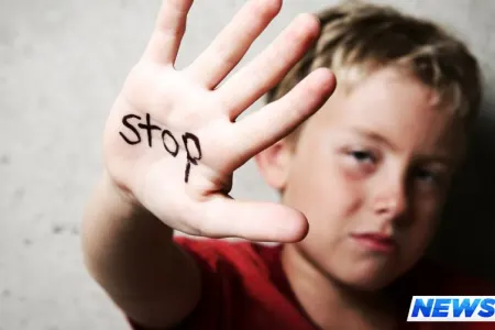 Suraxanıda uşaqlarına əzab verən ana barədə AÇIQLAMA