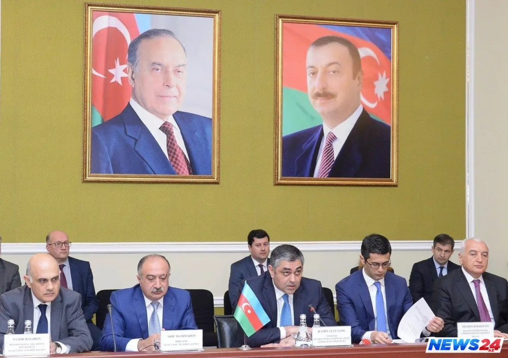 Azərbaycan və Avropa İttifaqı arasında Nəqliyyat Dialoqunun ilk iclası keçirilib - FOTO