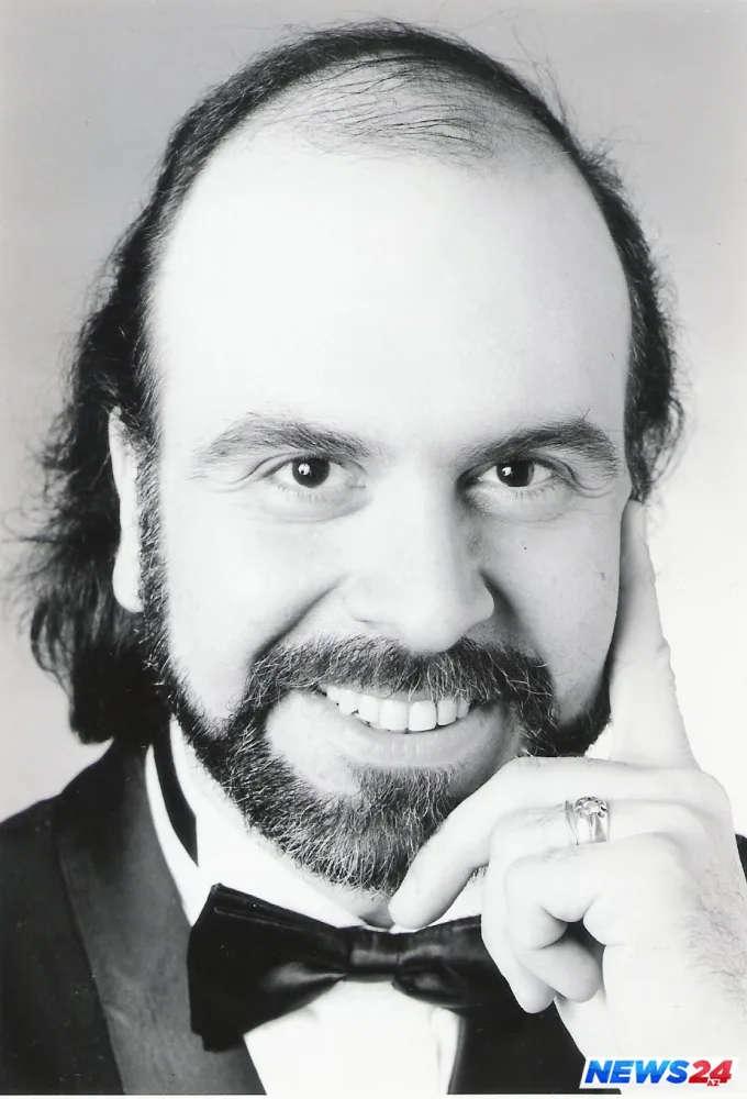 Məşhur sənətkar son mənzilə yola salındı - FOTO