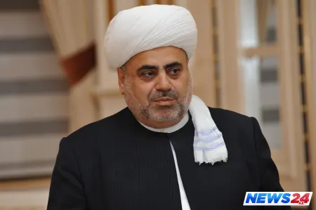 Qafqazın şeyxi: "Ramzan Kadırov məni qucaqlayıb "əmi” deyir"