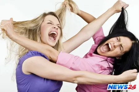 Orta məktəbdə dava edən qadın müəllimlərin cinayət işi başlanılıb