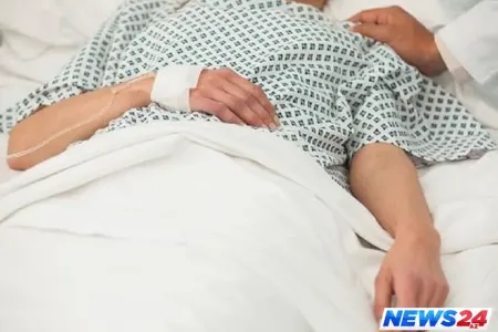 Bakıda dəhşətli hadisə: Kişi qadının üstünə kerosin töküb yandırdı