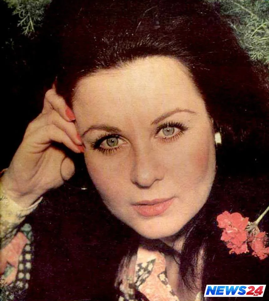 Məşhur aktrisa təcili əməliyyat olundu - FOTO