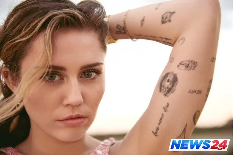 Məşhur müğənni homoseksualları təmsil etdiyini açıqladı