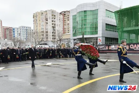 Azərbaycan prezidenti İlham Əliyev “Ana harayı” abidəsini ziyarət edib