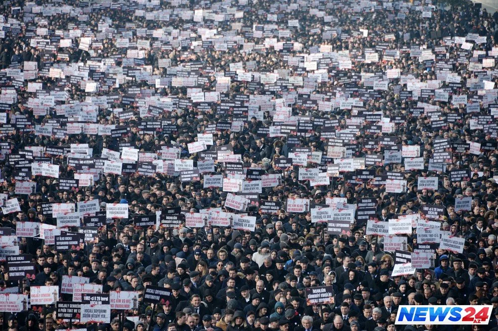 Xocalı soyqırımı ilə əlaqədar yürüşdə 55 mindən çox şəxs iştirak edib - FOTO