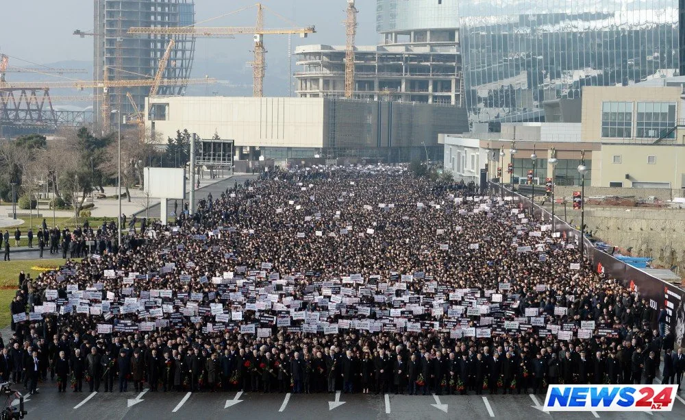 Xocalı soyqırımı ilə əlaqədar yürüşdə 55 mindən çox şəxs iştirak edib - FOTO