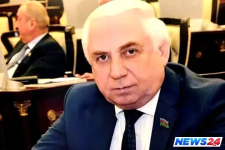 Hadi Rəcəbli: "... problemli kreditlər Azərbaycandakı kimi həll edilməyib”