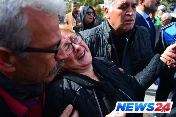 Məşhur aktyor son mənzilə yola salındı - FOTO