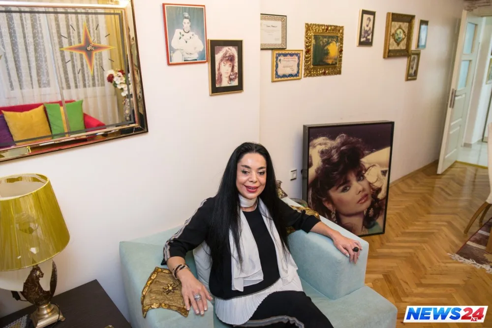 Aktrisa etiraf etdi: "İbrahim Tatlıses məni otel otağına çağırıb..." - FOTO