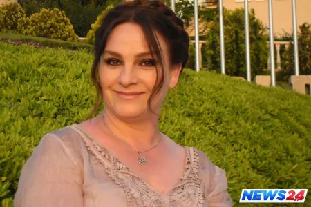 Əməkdar artisti döyməklə hədələyirlər