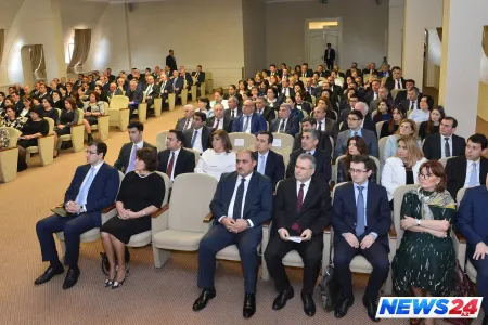 “Ümumi təhsil: mövcud vəziyyət və hədəflər” mövzusunda müşavirə keçirilib - FOTO