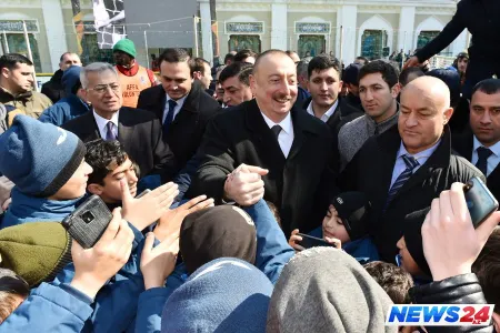 Prezident İlham Əliyev “Bakı 2019: Ulduzlar Finalı” qarşılaşmasını izləyib