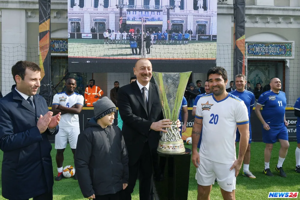 Prezident İlham Əliyev “Bakı 2019: Ulduzlar Finalı” qarşılaşmasını izləyib