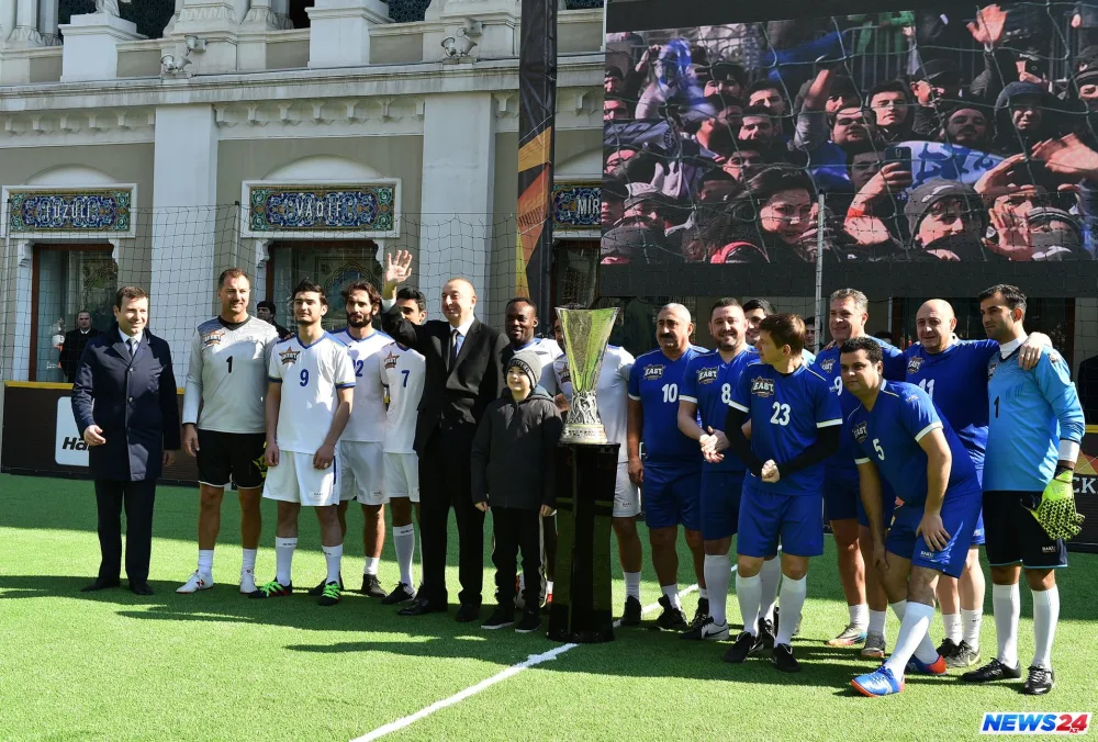 Prezident İlham Əliyev “Bakı 2019: Ulduzlar Finalı” qarşılaşmasını izləyib