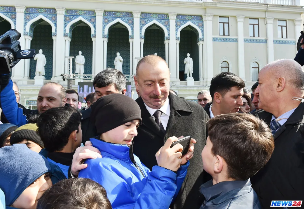 Prezident İlham Əliyev “Bakı 2019: Ulduzlar Finalı” qarşılaşmasını izləyib