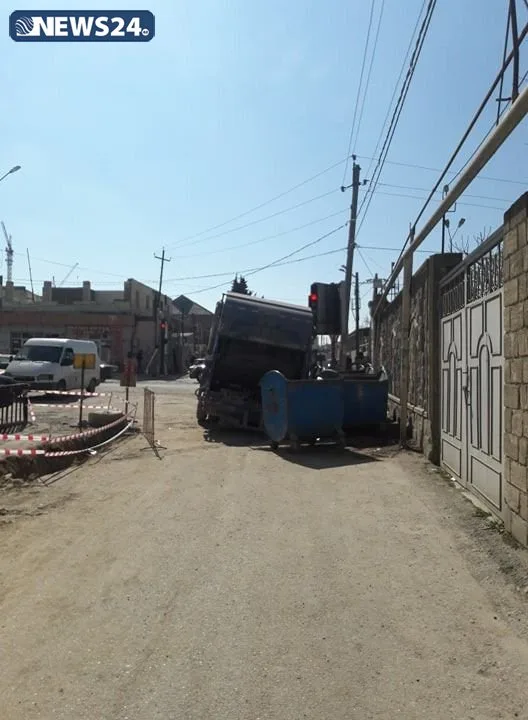 Xırdalanda yol çökdü - EKSKLÜZİV - FOTO