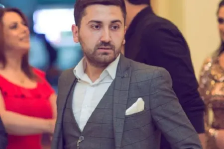 Vayner Rəsul rejissora pul atıb? - AÇIQLAMA