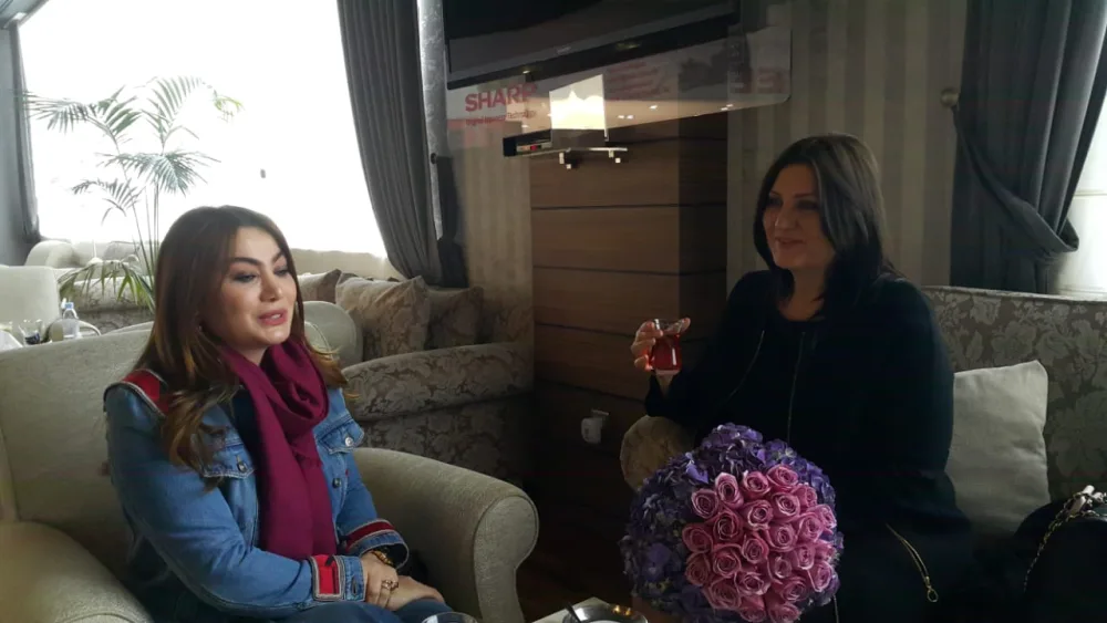 ÖZƏL: Sibel Can Bakıda - Ruhi Əliyeva türk sənətçisini şəxsən qarşıladı - FOTO