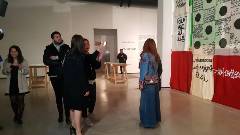 Sibel Can və oğlu Engincan "Yarat" və Xalça Muzeyində - FOTO
