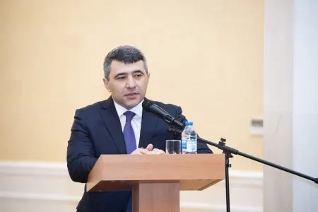 Meyvəçiliyin inkişafına dair Dövlət Proqramı müzakirə edilib