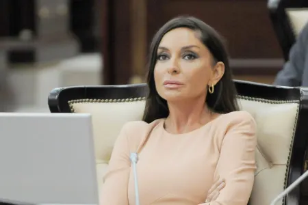 Aleksandr Lukaşenko Azərbaycanın Birinci vitse-prezidentini təbrik edib