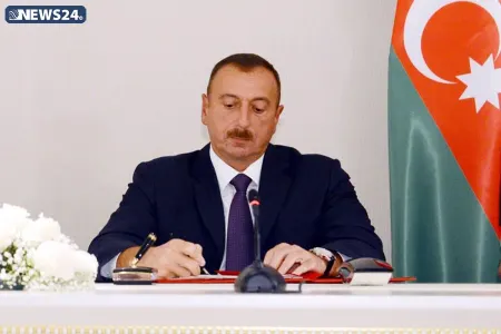 Yardımçı vəzifələrdə çalışan dövlət qulluqçularının maaşı artırılıb