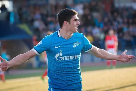 Futbolçumuz Rusiya Premyer Liqasında oyuna girən kimi bir dəqiqə sonra qol vurdu