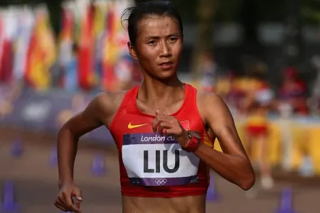 Çin idmançısı dünya rekordunu təzələyib