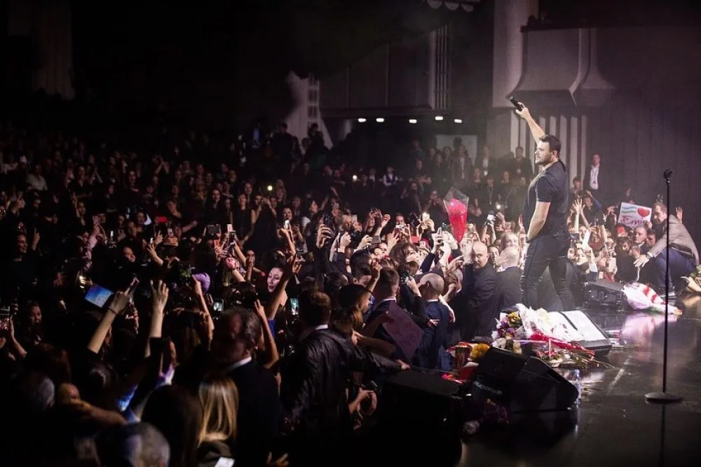 Xalq artisti Emin Ağalarov Daşkənddə konsert proqramı ilə çıxış edib - FOTO